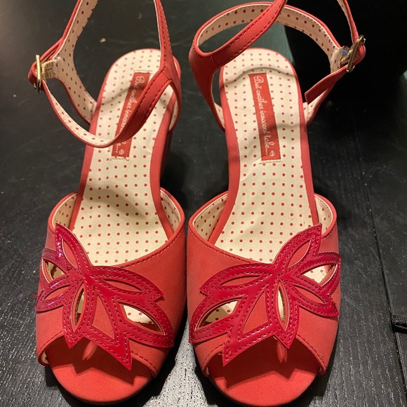 BAIT peep toe sandals - 7.5 - Picture 1 of 3